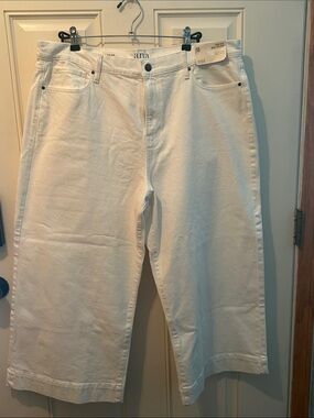 a.n.a White Women's High Rise Wide Leg Cropped Jeans NWT